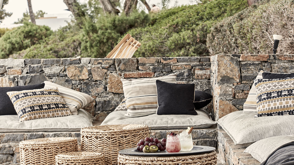 Minos Beach Art Hotel